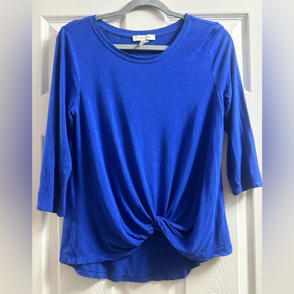 White House Black Market Women’s Top Medium